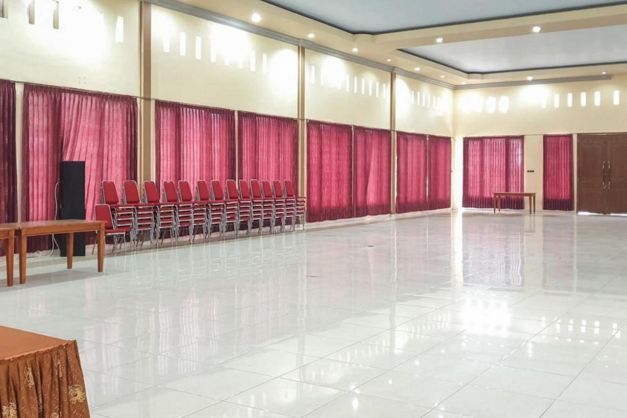 Hotel Bumi Bermi Permai Near Bermi Eco Park Mitra Reddoorz Probolinggo Esterno foto