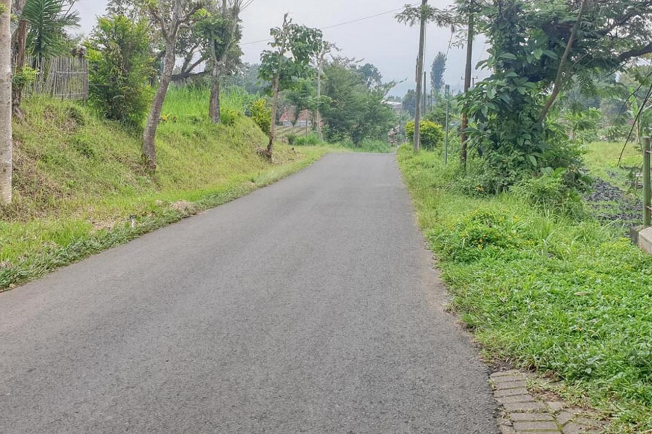 Hotel Bumi Bermi Permai Near Bermi Eco Park Mitra Reddoorz Probolinggo Esterno foto